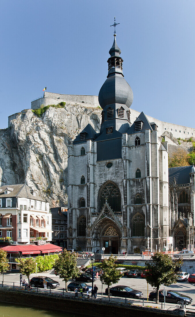 Kathedrale und Zitadelle; Dinant Namur Belgien