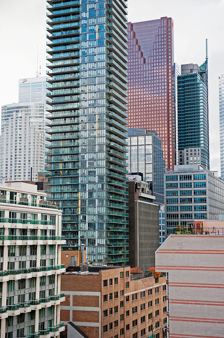 Kanada, Ontario, Verschiedene Hochhäuser und Wolkenkratzer; Toronto