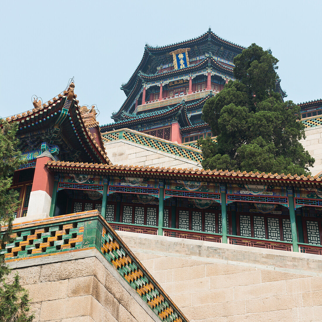Turm des buddhistischen Weihrauchs, Sommerpalast; Peking, China