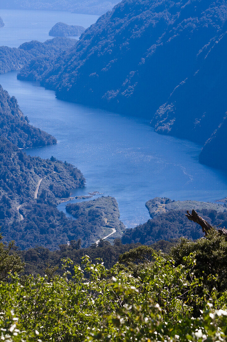 Ein Blick über den Doubtful Sound Entry Point; Neuseeland