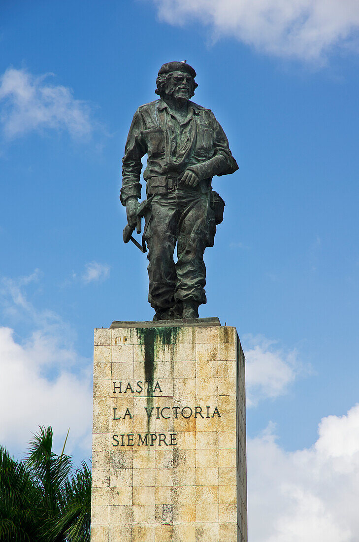 Denkmal von Ernesto (Che) Guevara, Mausoleum und Museumskomplex, Bronzestatue; Santa Clara, Villa Clara, Kuba
