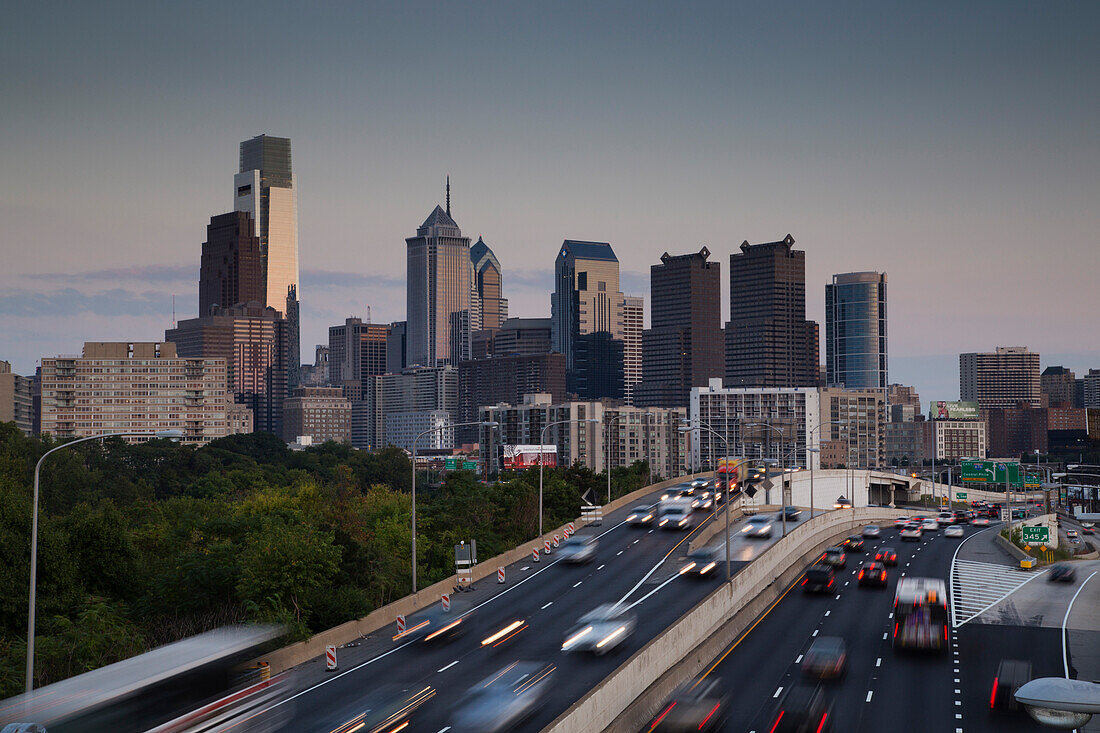 Traffic and Skyline, Philadelphia, Pennsylvania, USA