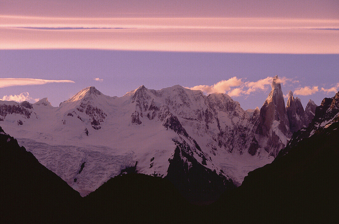 Torres, in der Nähe des Mt. Fitz Roy, Los Glaciares National Park, Santa Cruz, Argentinien