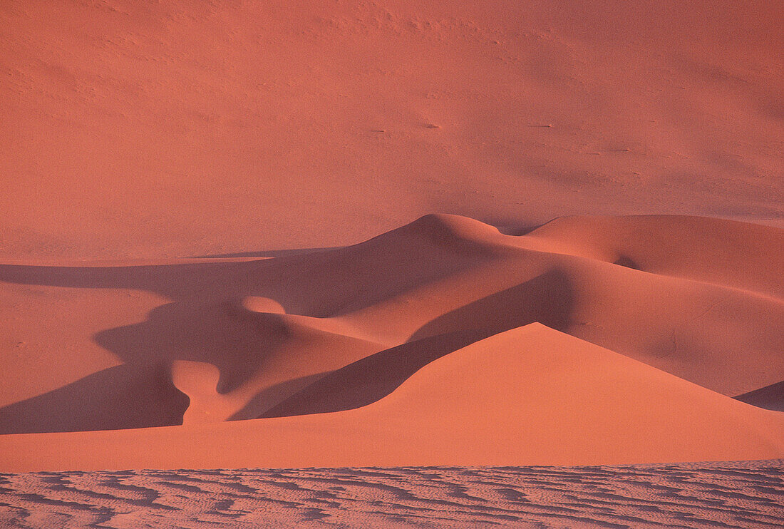 Wüste bei Sonnenuntergang, Namibia