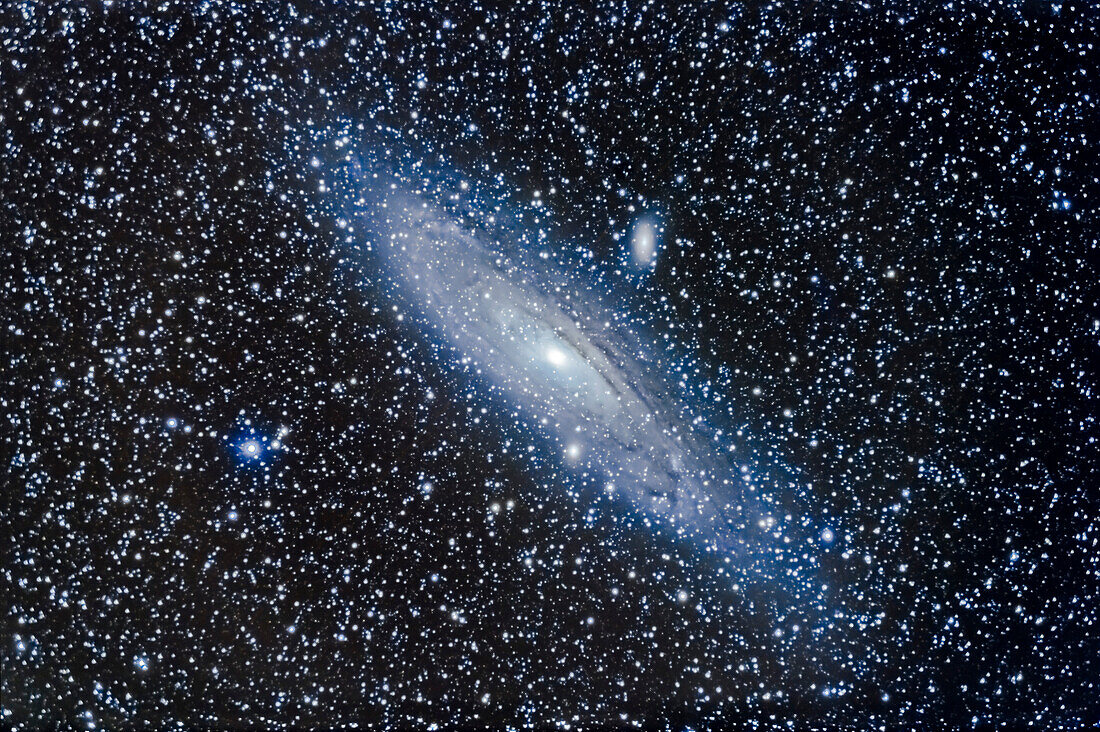 M31, die Andromeda-Galaxie, in einer Serie von Aufnahmen, um das Stacken von Bildern mit HDR-Techniken zu testen.