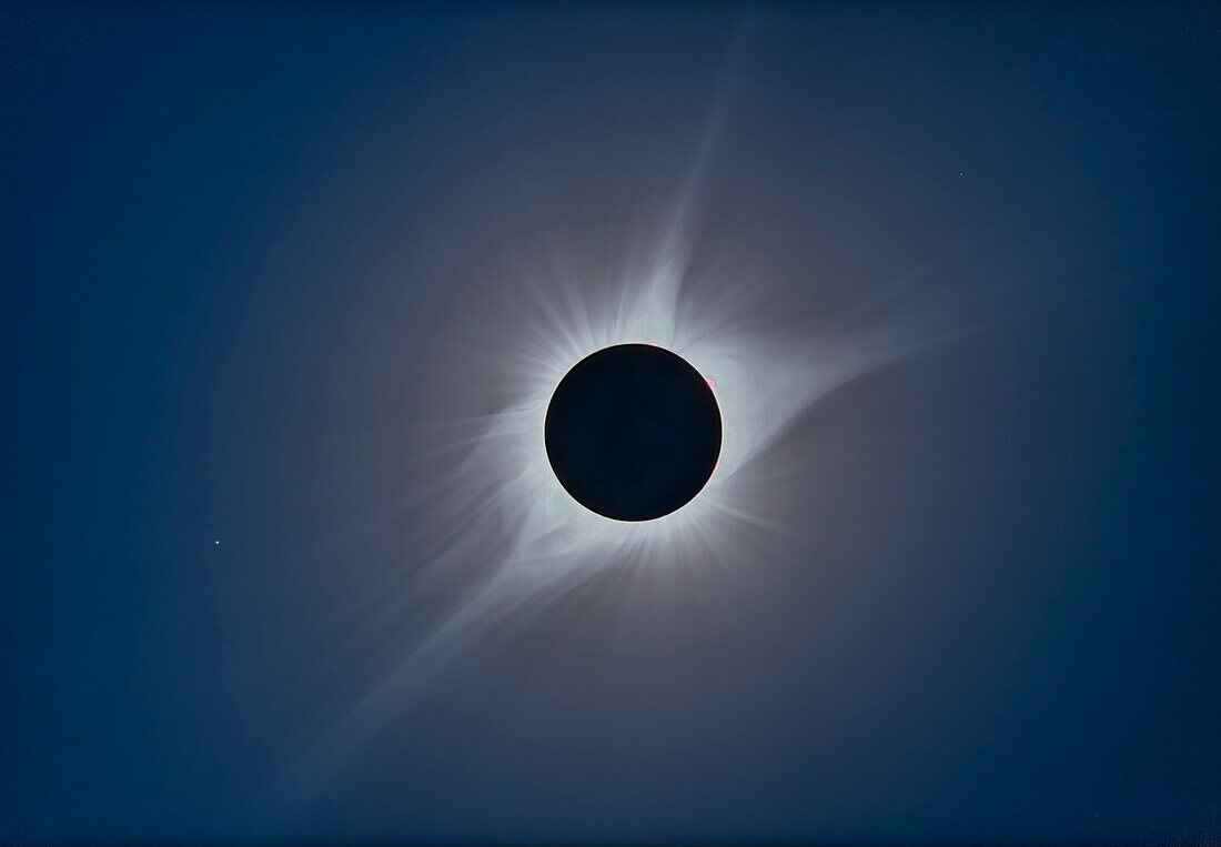 A composite of the August 21, 2017 total solar eclipse assembled using the HDR program Photomatix Pro v6.