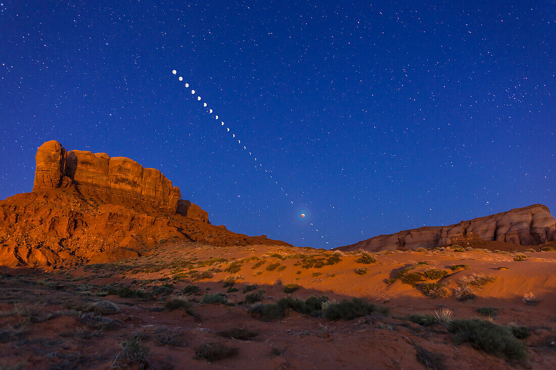 The total lunar eclipse of April 4, 2015 taken from near Tear Drop Arch, in western Monument Valley, Utah. I shot the totality images at 6:01 a.m. MDT, during mid-totality during the very short 4 minutes of totality.