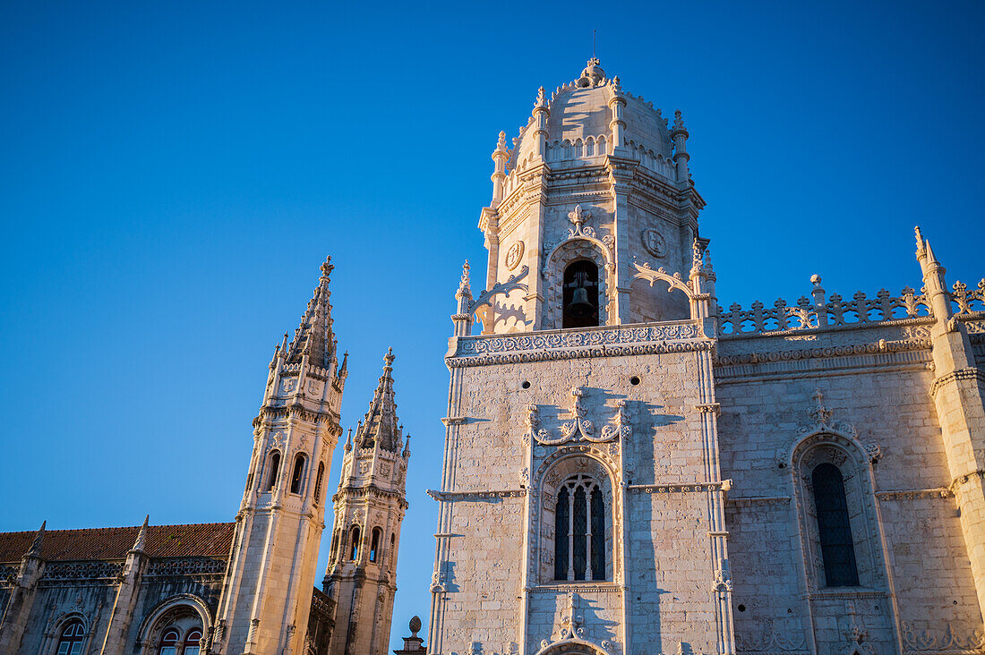 Jeronimos-Kloster oder Hieronymiten-Kloster bei Sonnenuntergang, Belem, Lissabon, Portugal