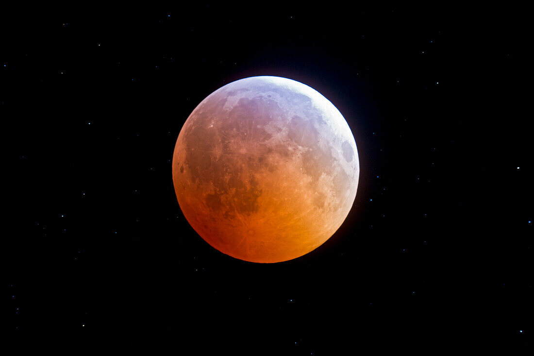 Total eclipse of the Moon, December 20/21, 2010, taken from home with 130mm AP apo refractor at f/6 and Canon 7D at ISO 400 for 4 seconds, single exposure, shortly after totality began.