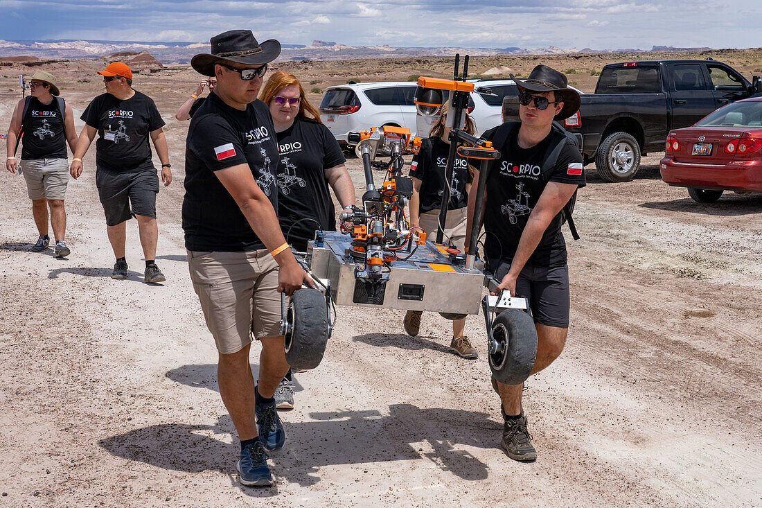 Mars Rover des Project Scorpio Teams. Universität Rover Challenge, Mars Desert Research Station, Utah. Breslauer Universität für Wissenschaft und Technologie, Polen.