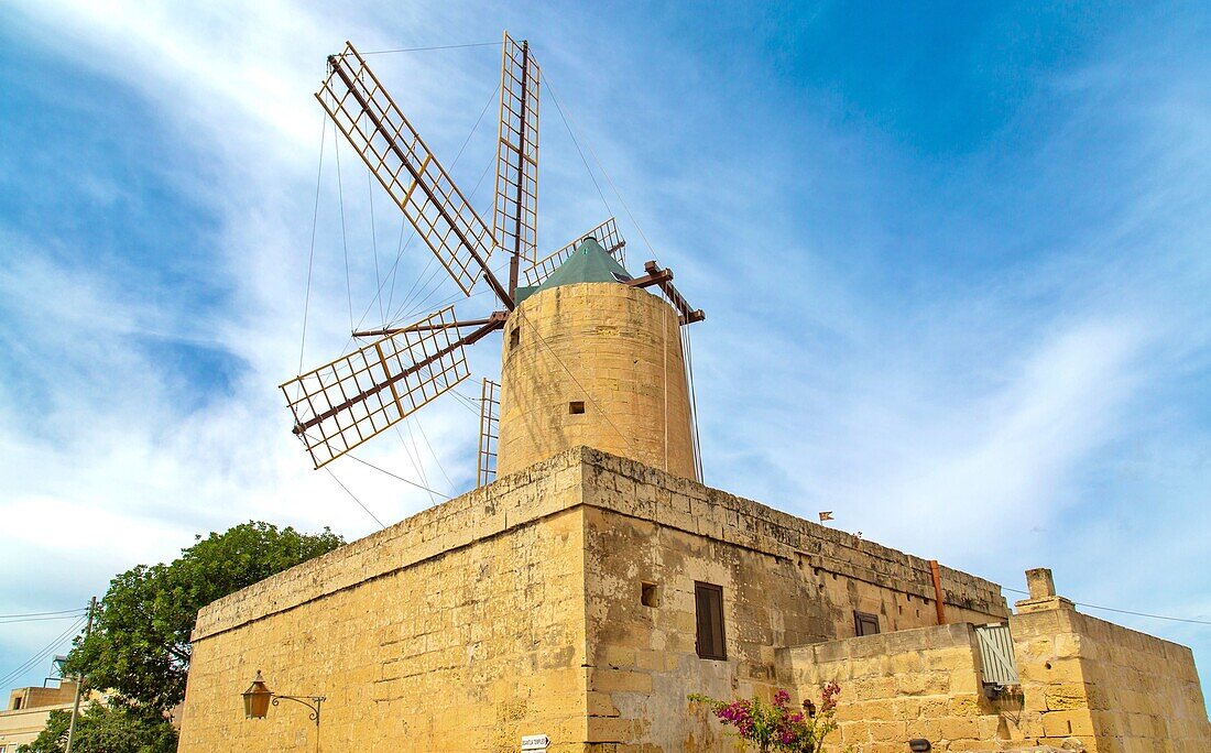 Ta' Kola Windmühle, erbaut 1725, heute ein Museum, Xaghra, Gozo, Malta, Mittelmeer, Europa