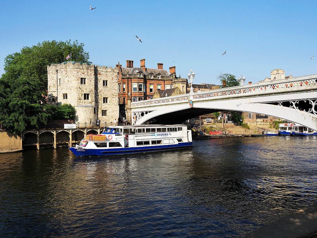 Lendal Bridge über den Fluss Ouse, York, Yorkshire, England, Vereinigtes Königreich, Europa