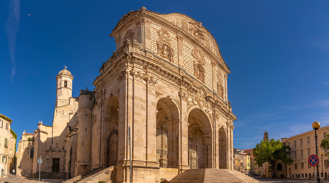 Blick auf die Kathedrale di San Nicola (Duomo) auf der Piazza Duomo in Sassari, Sassari, Sardinien, Italien, Mittelmeer, Europa