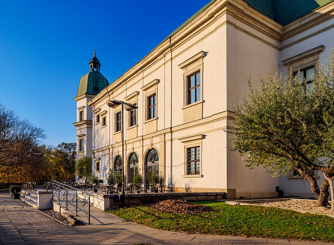 Schloss Ujazdow mit Zentrum für zeitgenössische Kunst, Warschau, Woiwodschaft Masowien, Polen, Europa