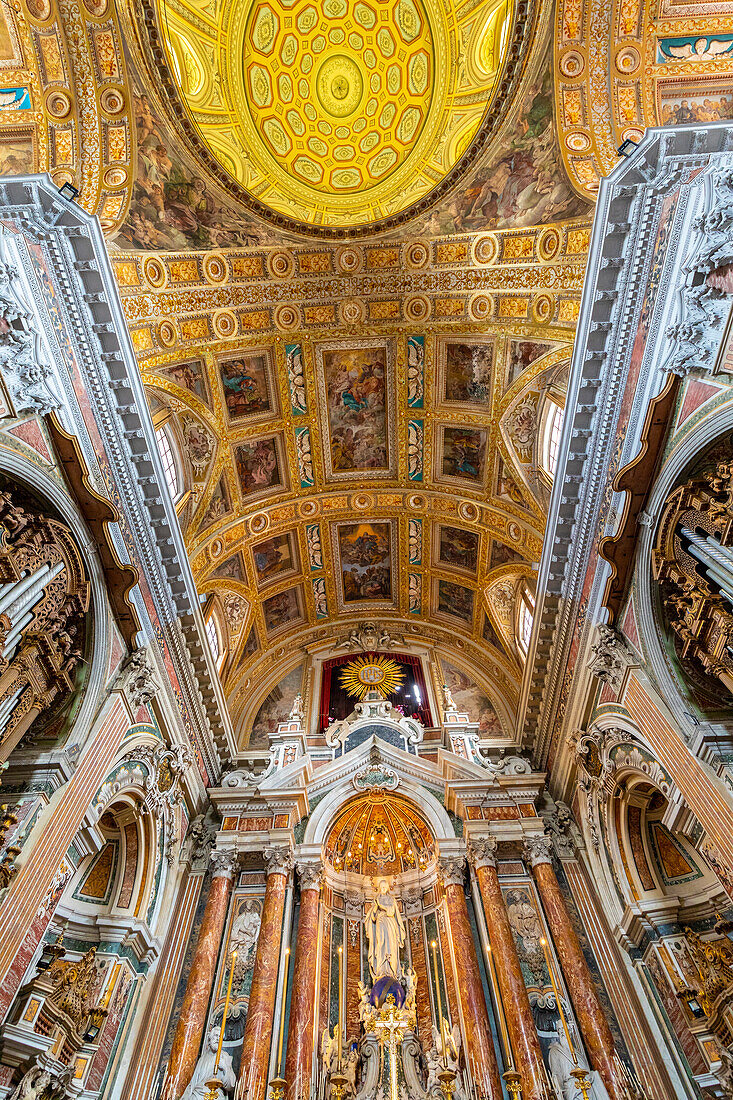 Innenraum der Kirche Gesu Nuovo, Neapel, Kampanien, Italien, Europa