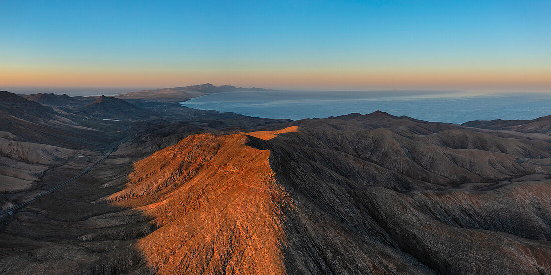 Blick vom astronomischen Aussichtspunkt Sicasumbre auf die Halbinsel Jandia, Fuerteventura, Kanarische Inseln, Spanien, Atlantik, Europa