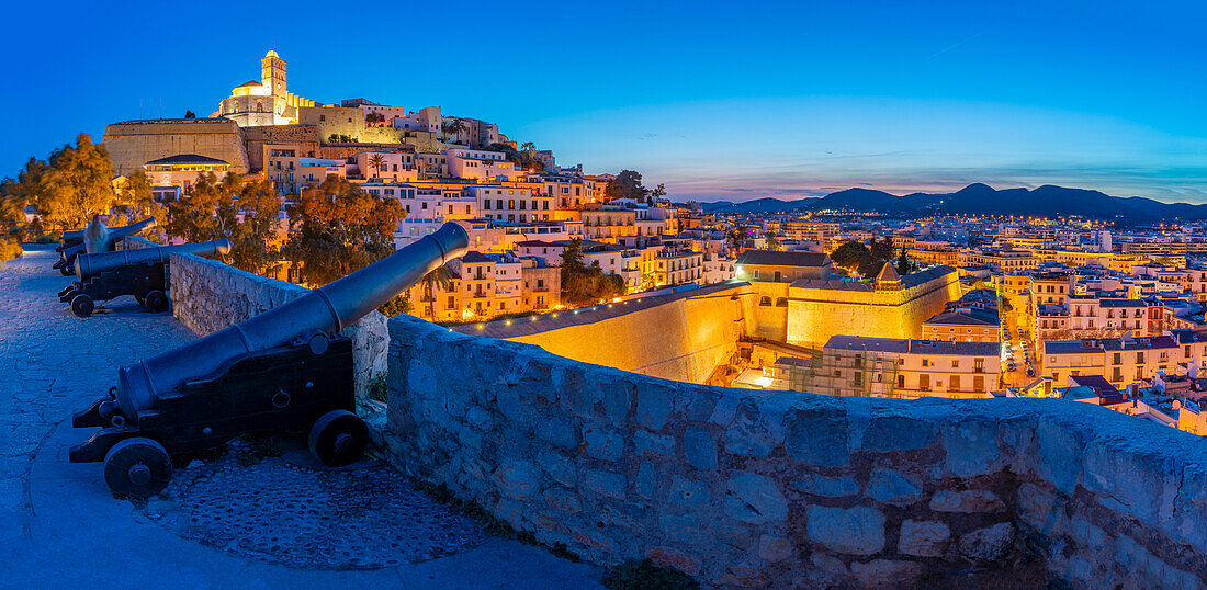 View of Bastion, cannons, ramparts, Cathedral and Dalt Vila old town at dusk, UNESCO World Heritage Site, Ibiza Town, Balearic Islands, Spain, Mediterranean, Europe