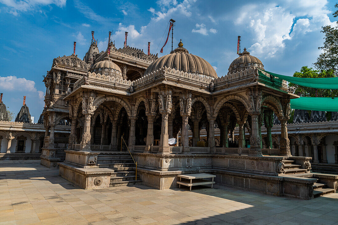 Hutheesing Jain Temple, Ahmedabad, Gujarat, India, Asia