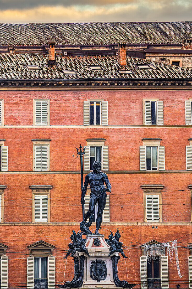 The 16th century fountain Fontana del Nettuno, with Neptune statue, Bologna, Emilia Romagna, Italy, Europe