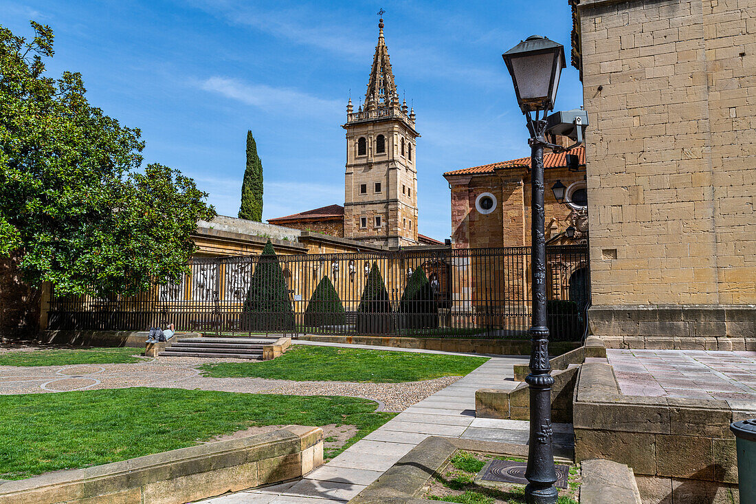 Cathedral of San Salvador, Oviedo, UNESCO World Heritage Site, Asturias, Spain, Europe