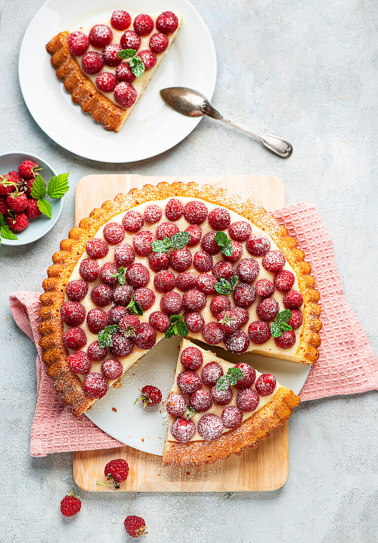 Raspberry pie with custard