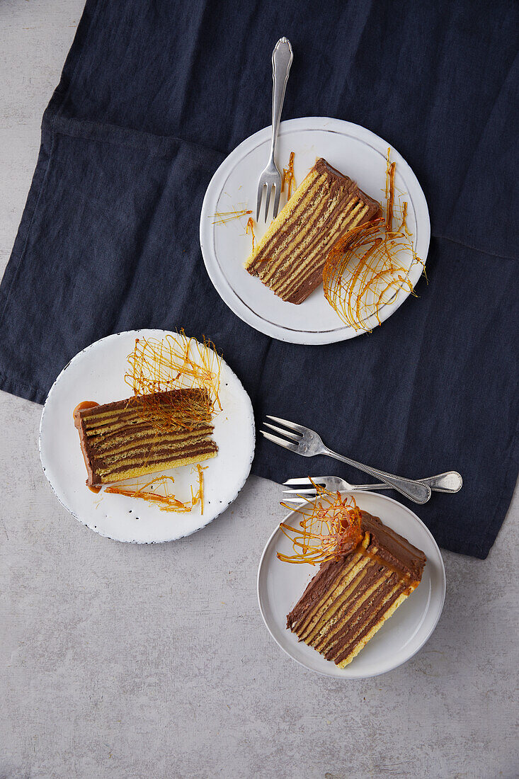 Dobos-Torte mit Salzkaramell