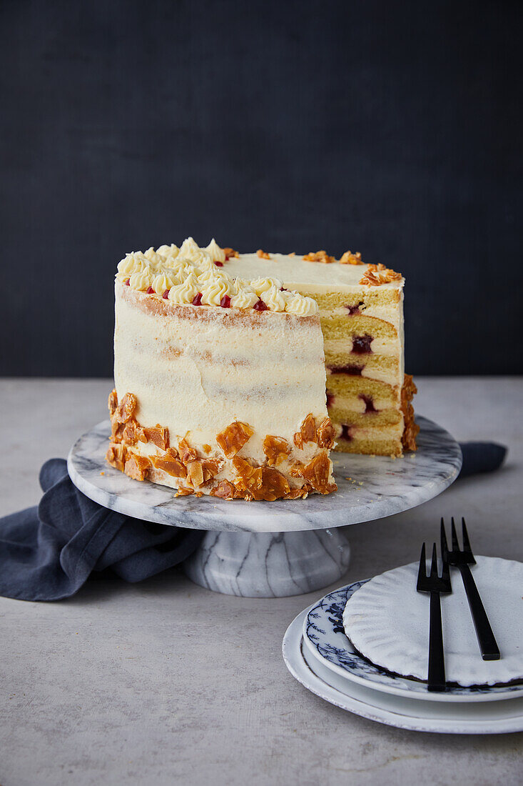 Frankfurt Naked Cake