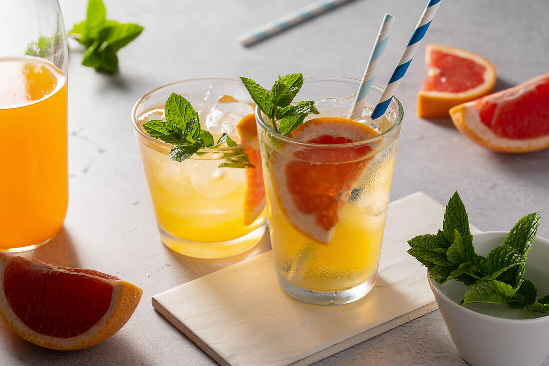 Lemonade with grapefruit