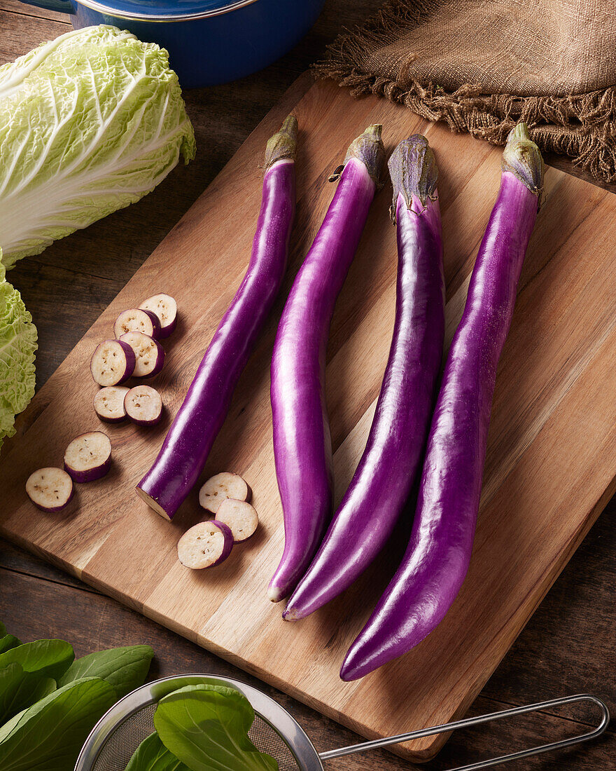 Chinesische Aubergine (Solanum melongena)