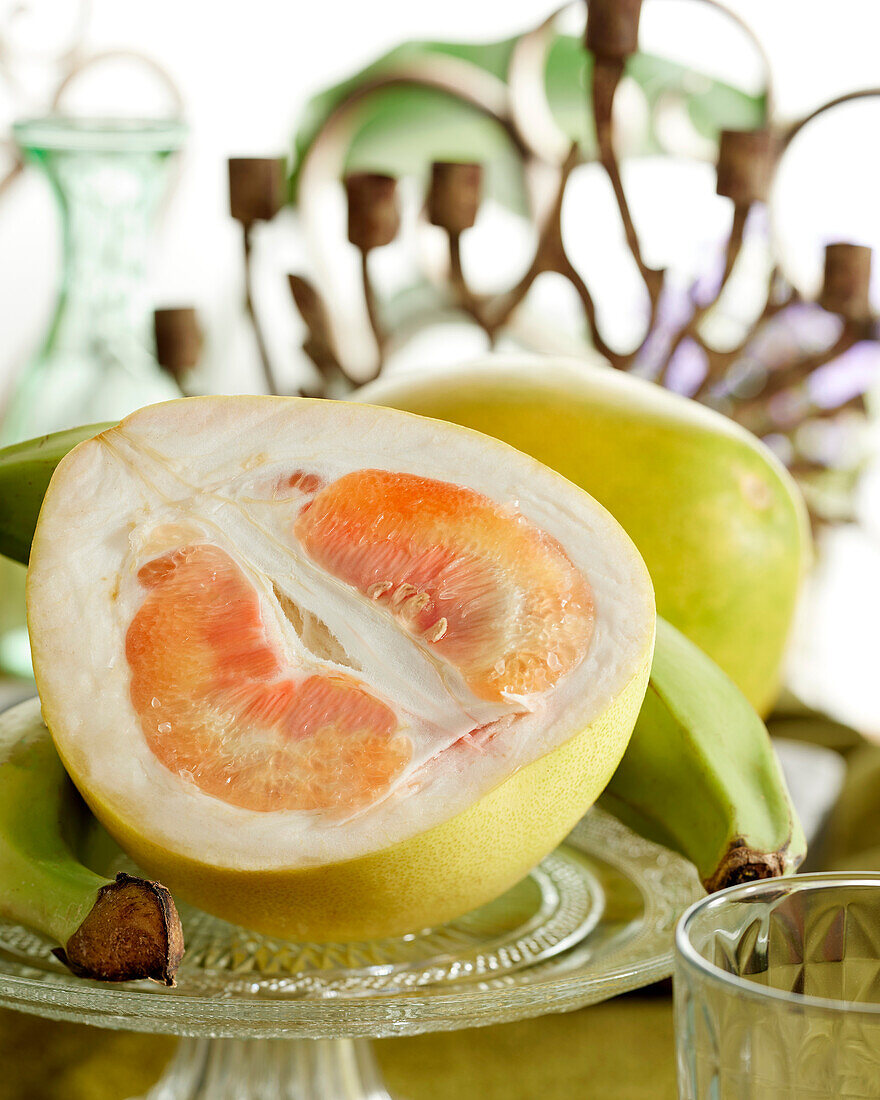 White pomelo, Citrus maxima