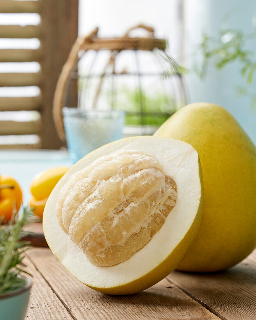 White pomelo, Citrus maxima