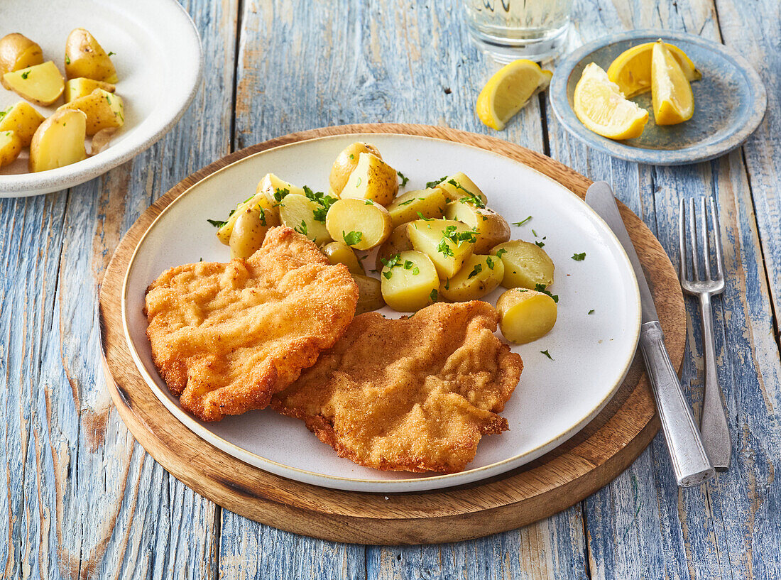 Pork cutlet with horseradish-mustard breading