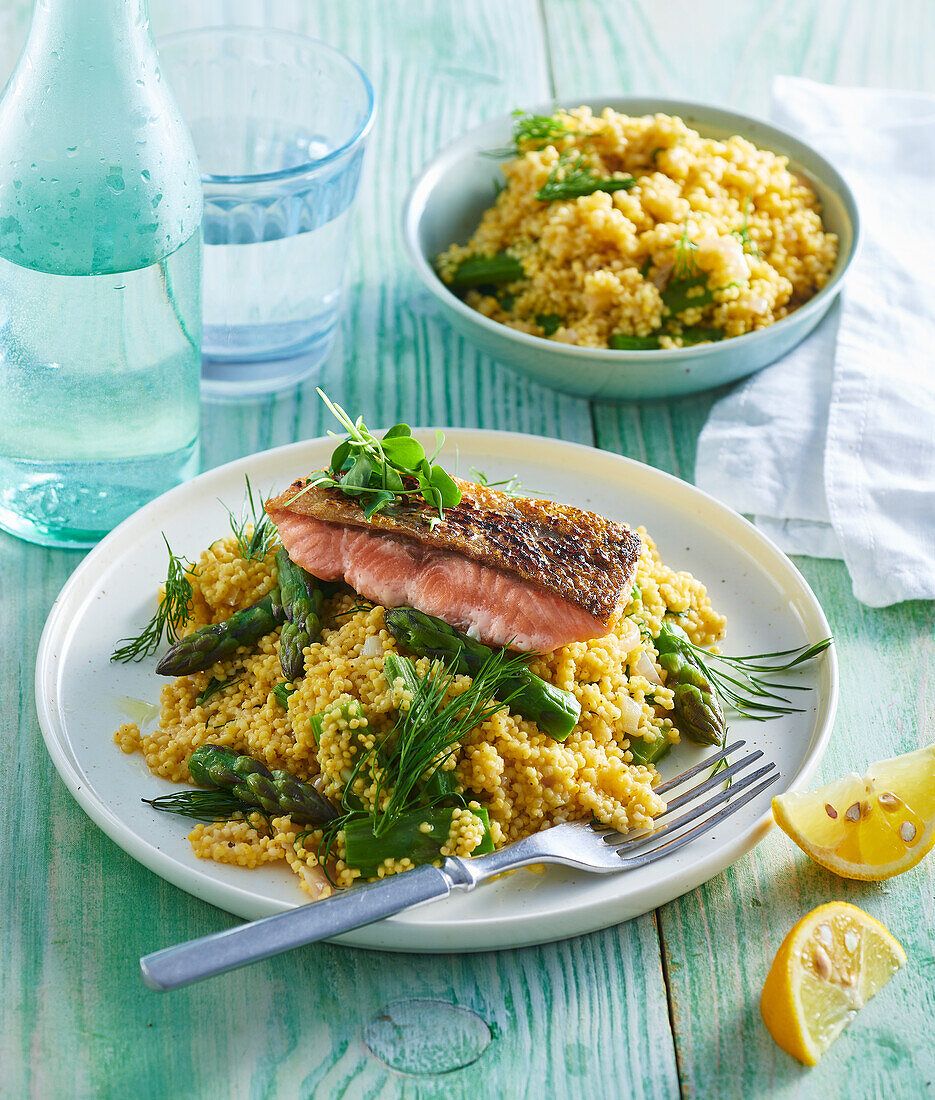 Millet risotto with salmon and asparagus