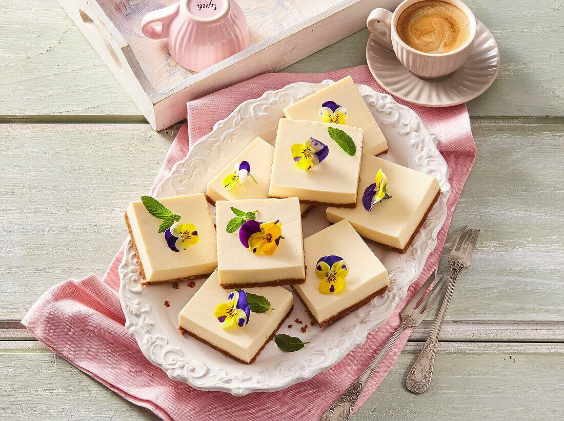 Zitronen-Käsekuchenschnitten mit Honig