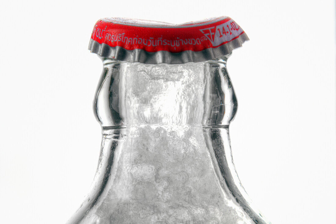 Flaschenhals mit Eiswasser