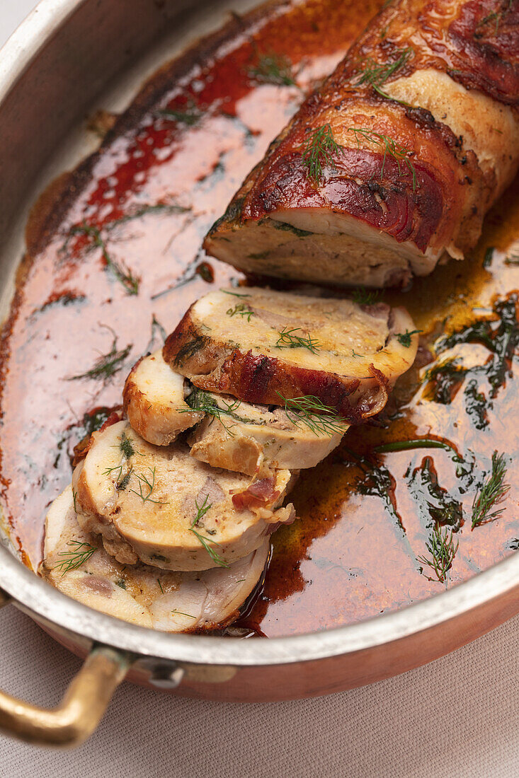 Hasenbraten mit wildem Fenchel (Marken)