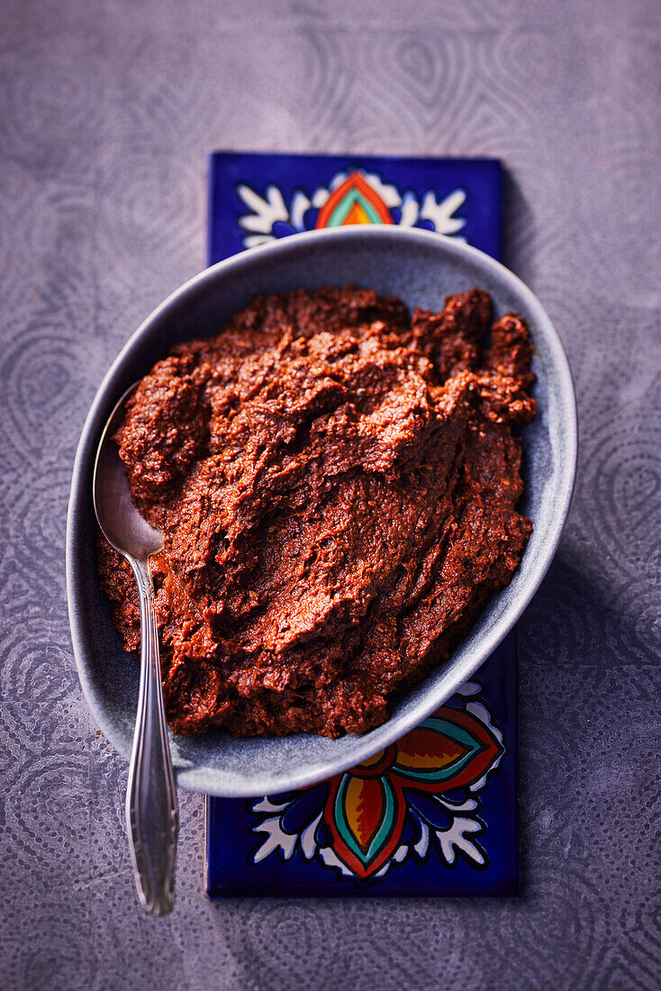 Quick Mole (Spicy chocolate sauce, Mexico)