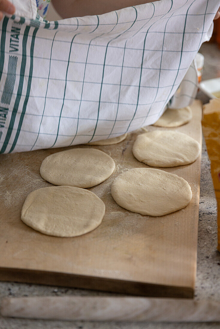 Dough for flatbread