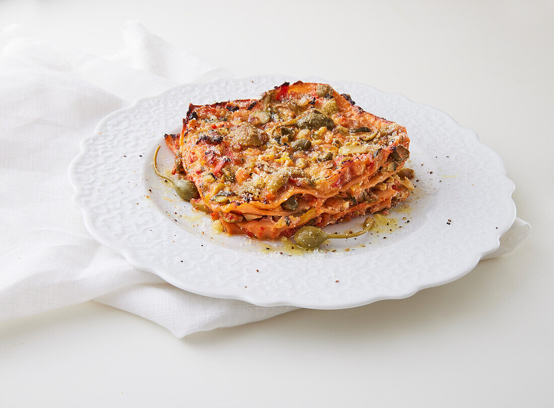 Lasagna with tomato-vegetable ragout