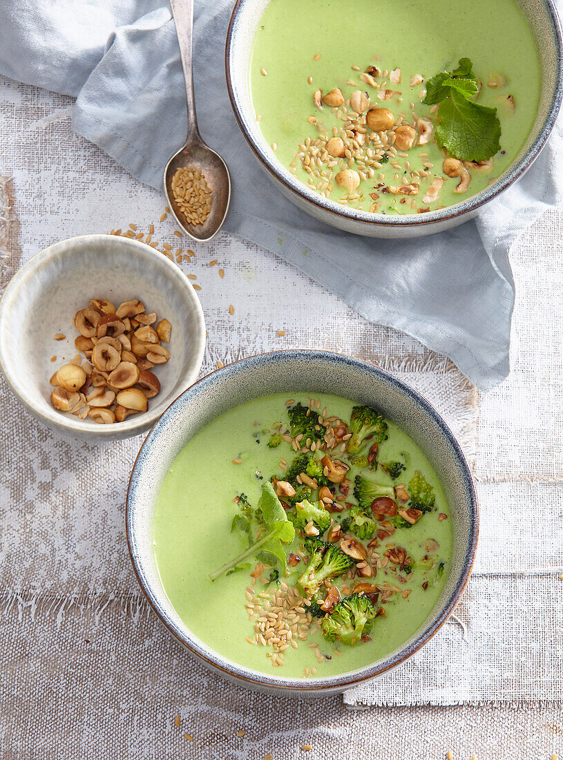 Spinach and broccoli soup