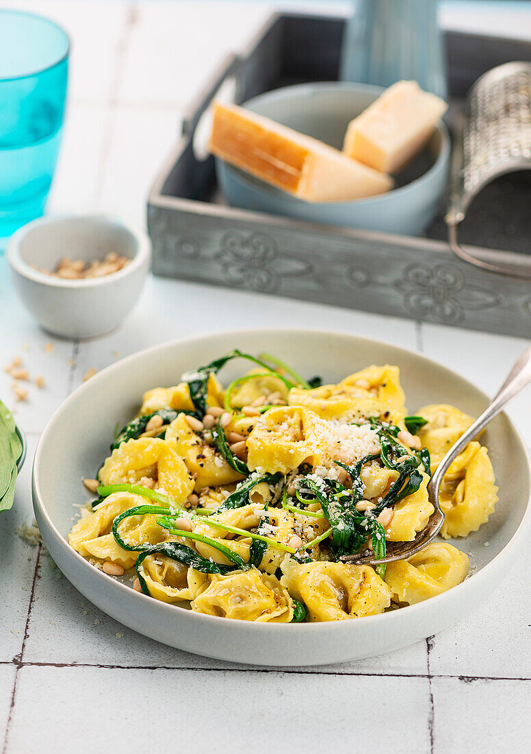 Bärlauch-Ravioli mit Parmesan