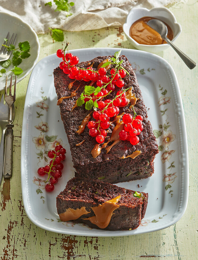 Sweet zucchini chocolate bread