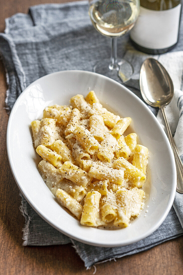 Rigatoni Cacio e Pepe