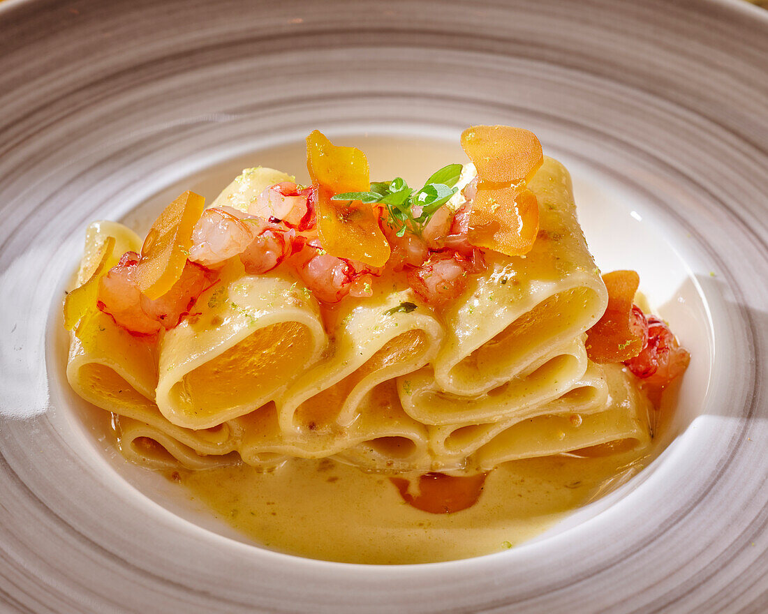 Paccheri pasta with bottarga and shrimp