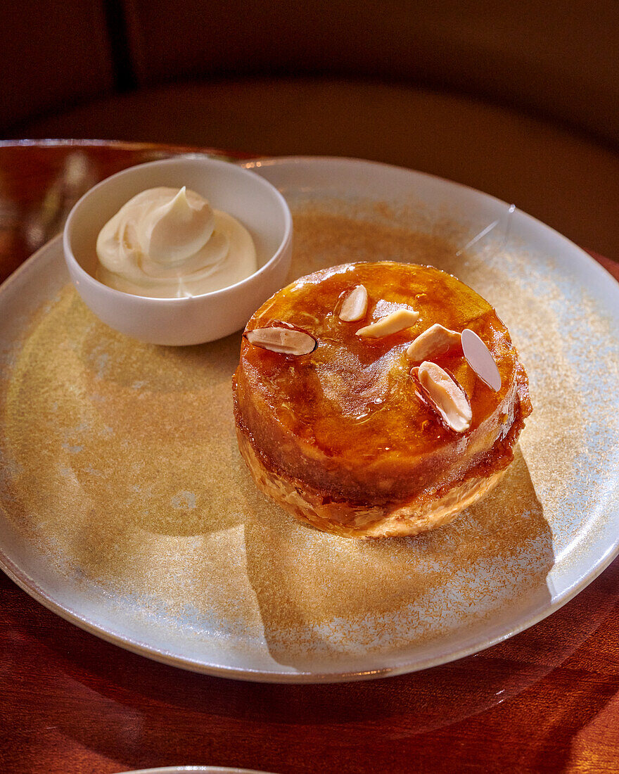 Mini Tarte Tatin mit Sahne