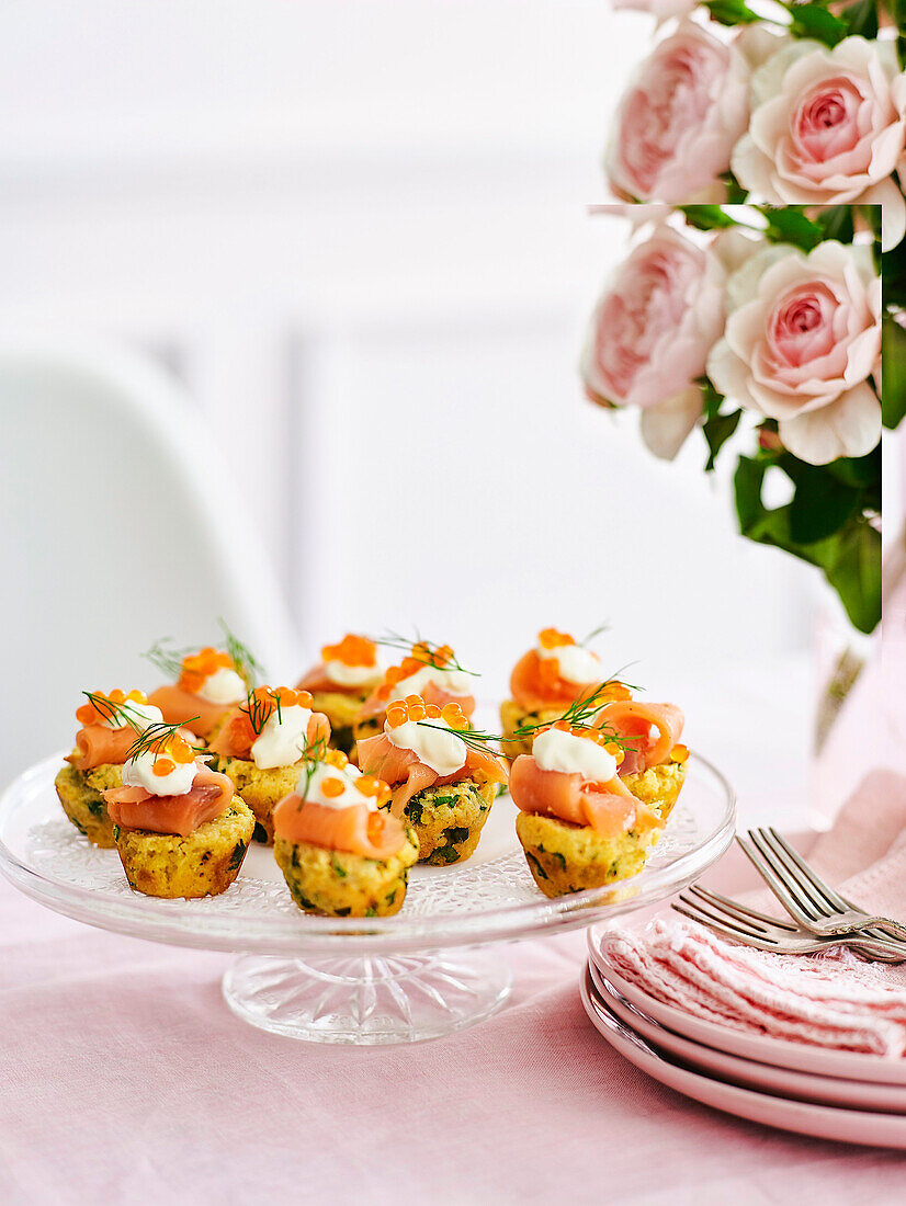Polenta muffins with smoked salmon