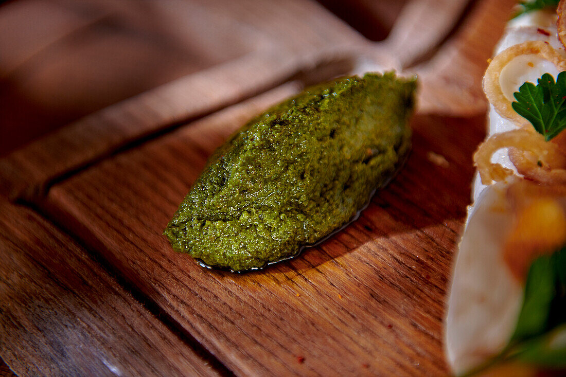 Chimichurri spice paste with artichokes, garlic and herbs