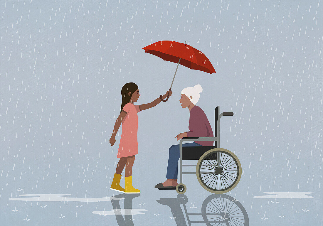 Pflegendes Mädchen hält Regenschirm über ältere Frau im Rollstuhl, um sie vor Regen zu schützen