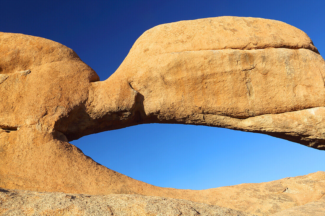 Spitzkoppe rock arch, Damaraland, Namibia, Africa\n