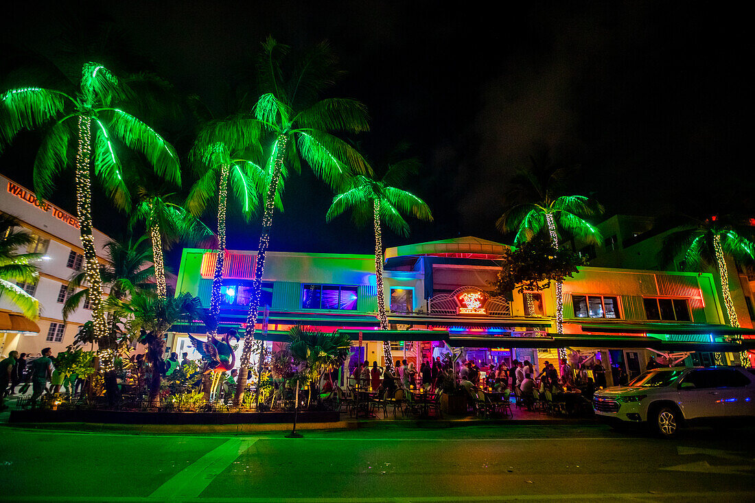 Miamis Nachtleben am Ocean Drive, Miami, Florida, Vereinigte Staaten von Amerika, Nordamerika